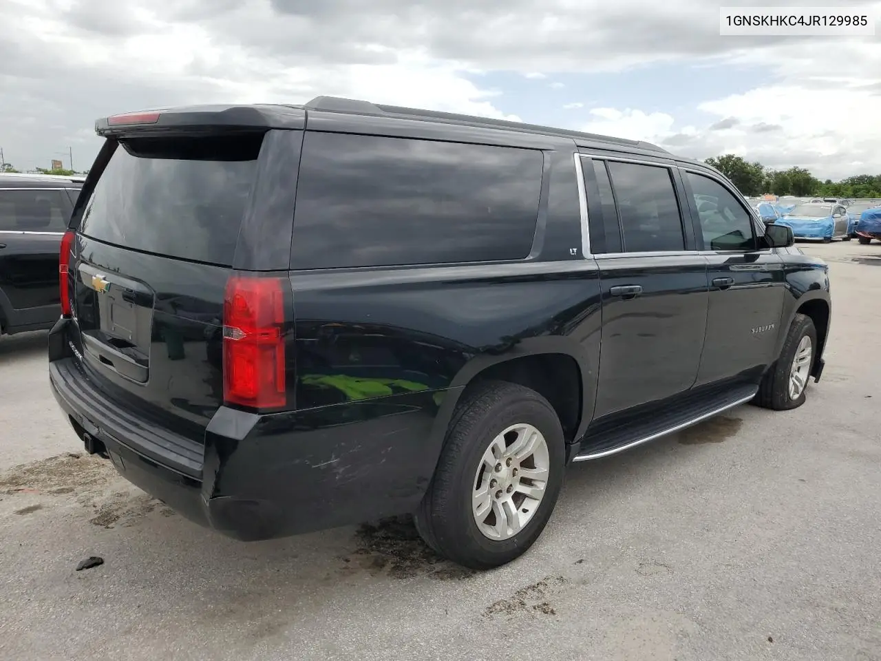 2018 Chevrolet Suburban K1500 Lt VIN: 1GNSKHKC4JR129985 Lot: 62950365
