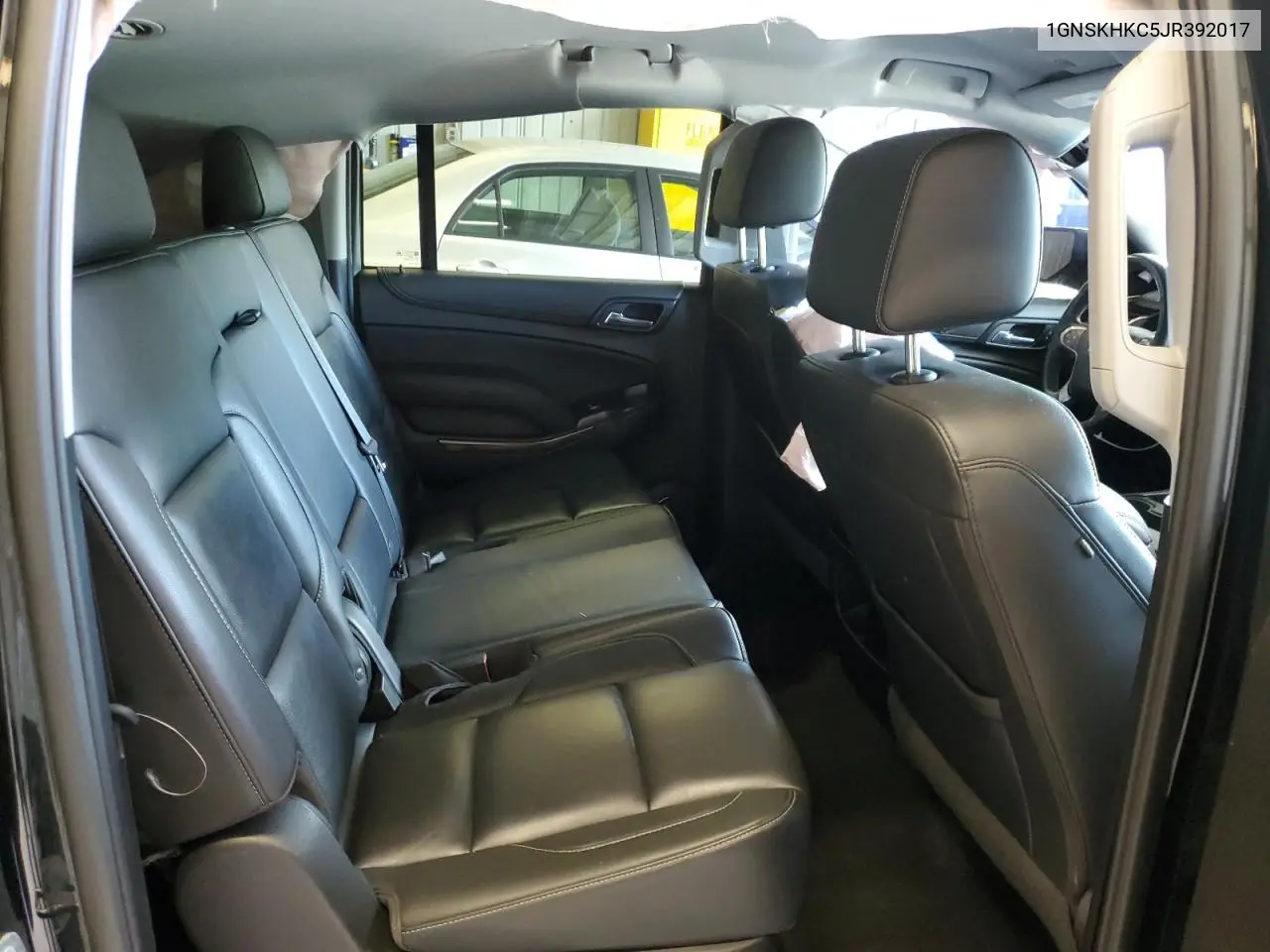 2018 Chevrolet Suburban K1500 Lt VIN: 1GNSKHKC5JR392017 Lot: 65599355