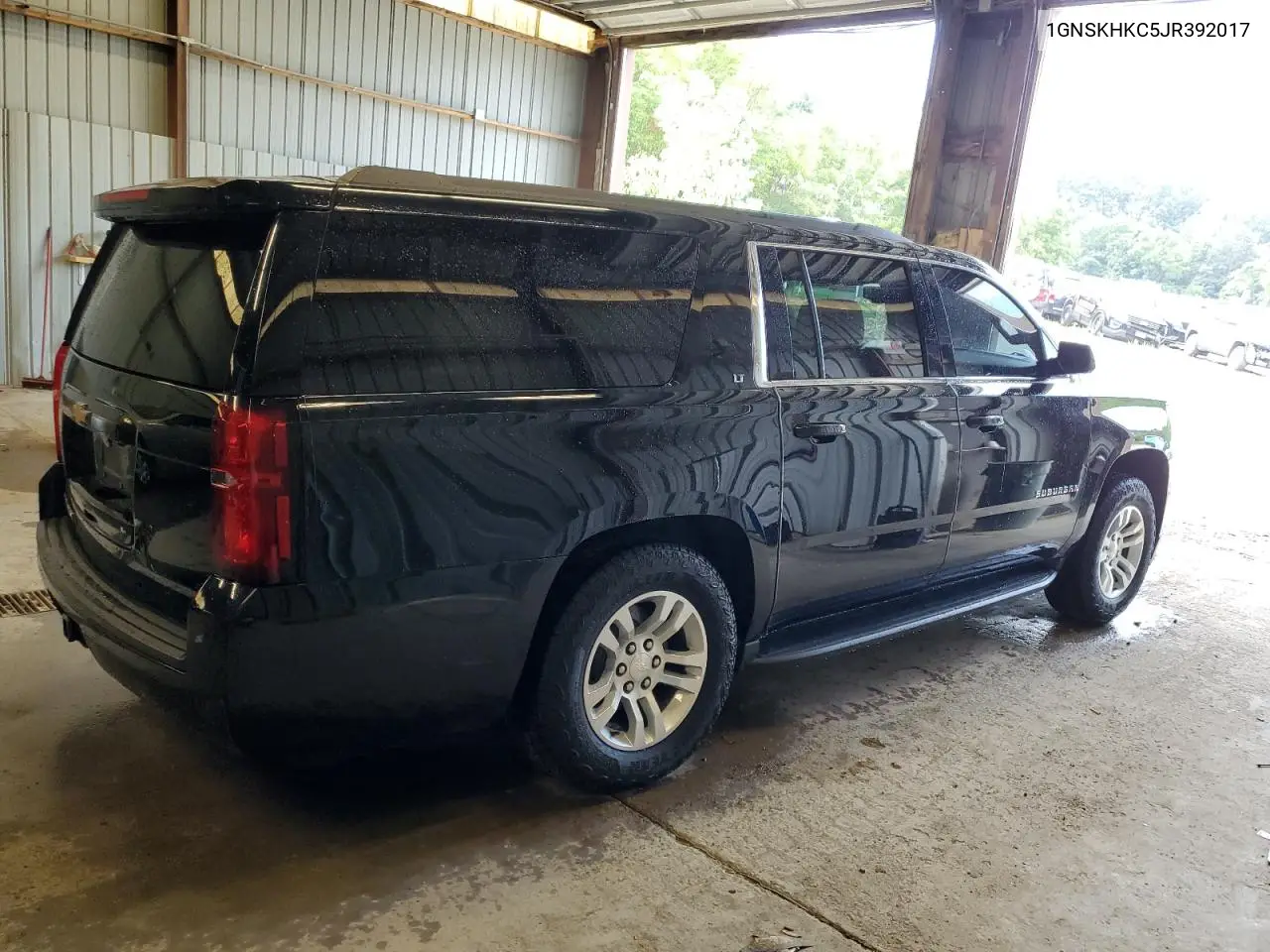 2018 Chevrolet Suburban K1500 Lt VIN: 1GNSKHKC5JR392017 Lot: 65599355