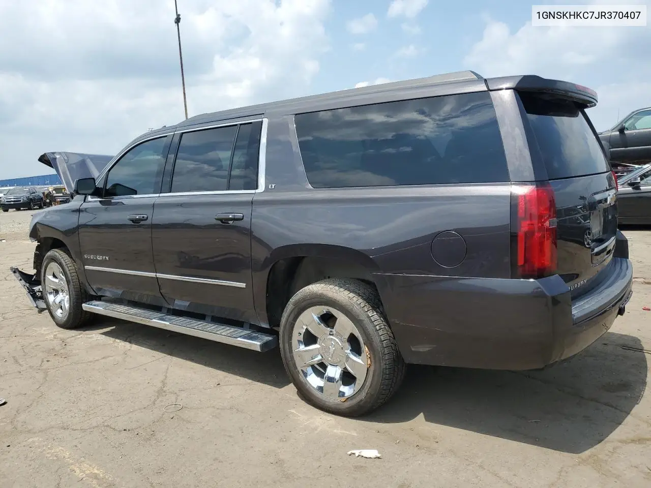 2018 Chevrolet Suburban K1500 Lt VIN: 1GNSKHKC7JR370407 Lot: 65757625
