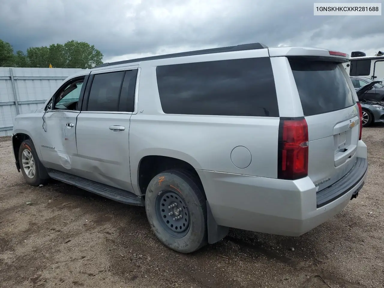 2019 Chevrolet Suburban K1500 Lt VIN: 1GNSKHKCXKR281688 Lot: 62031335