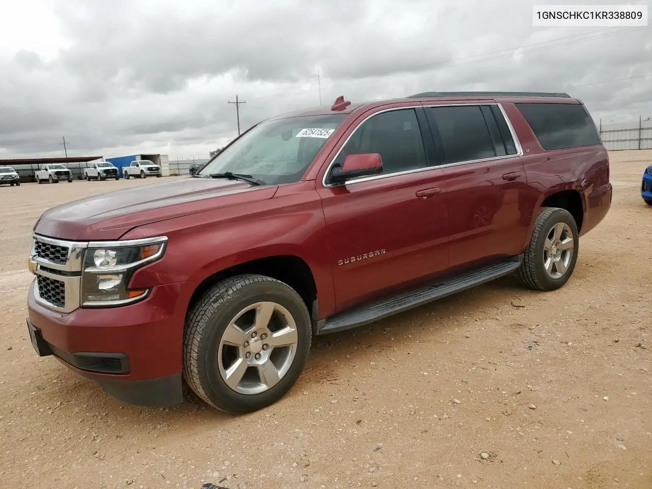 2019 Chevrolet Suburban C1500 Lt VIN: 1GNSCHKC1KR338809 Lot: 62541525