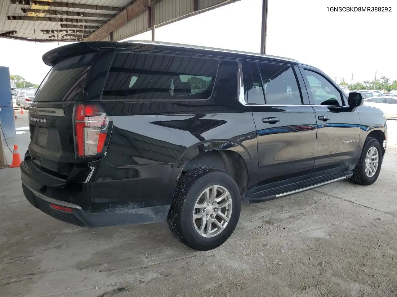2021 Chevrolet Suburban C1500 Ls VIN: 1GNSCBKD8MR388292 Lot: 59531985