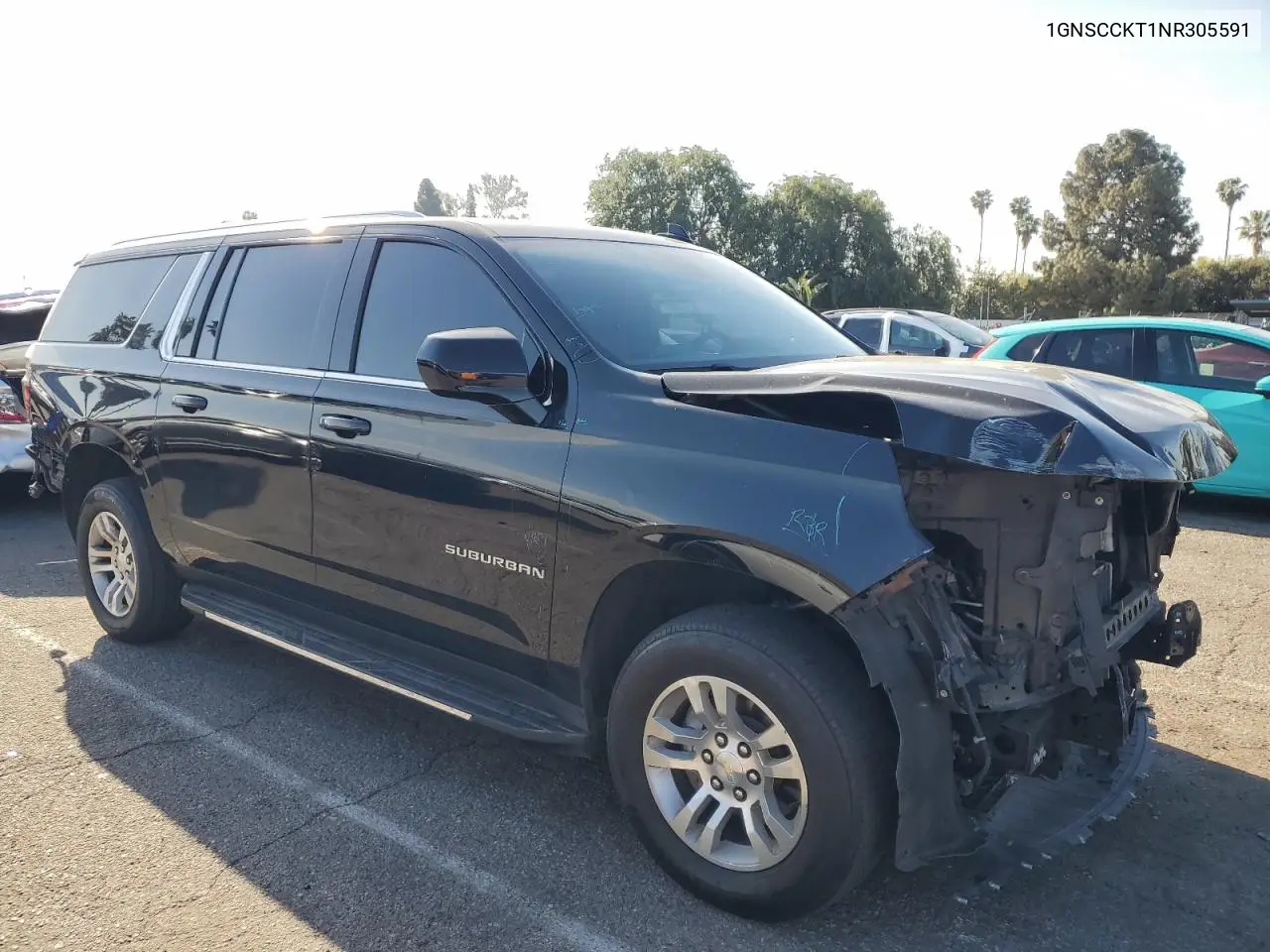 2022 Chevrolet Suburban C1500 Lt VIN: 1GNSCCKT1NR305591 Lot: 49726425