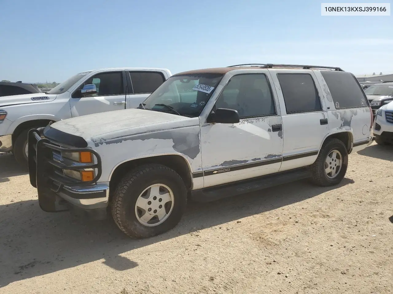 1995 Chevrolet Tahoe K1500 VIN: 1GNEK13KXSJ399166 Lot: 52648535