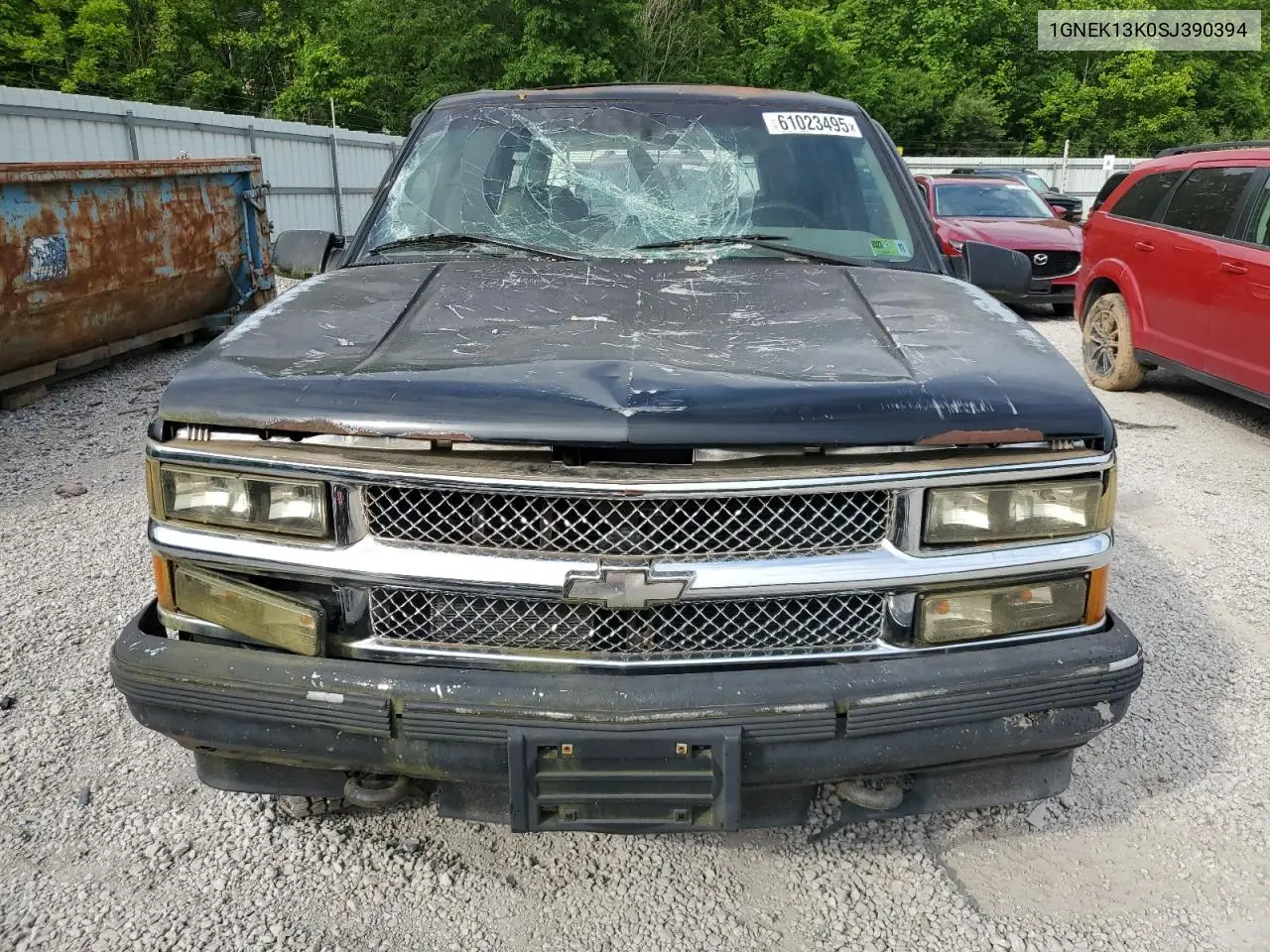 1995 Chevrolet Tahoe K1500 VIN: 1GNEK13K0SJ390394 Lot: 61023495