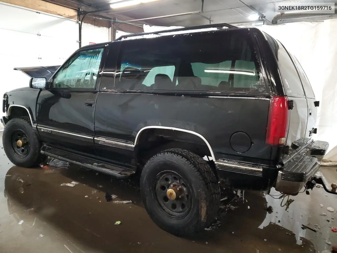 1996 Chevrolet Tahoe K1500 VIN: 3GNEK18R2TG159716 Lot: 46094405
