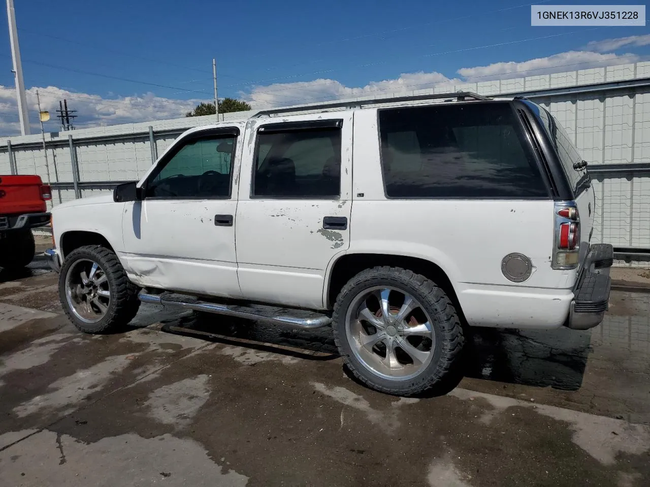 1997 Chevrolet Tahoe K1500 VIN: 1GNEK13R6VJ351228 Lot: 62229284