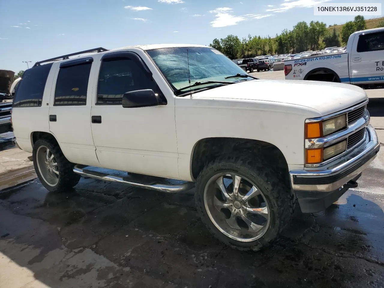 1997 Chevrolet Tahoe K1500 VIN: 1GNEK13R6VJ351228 Lot: 62229284
