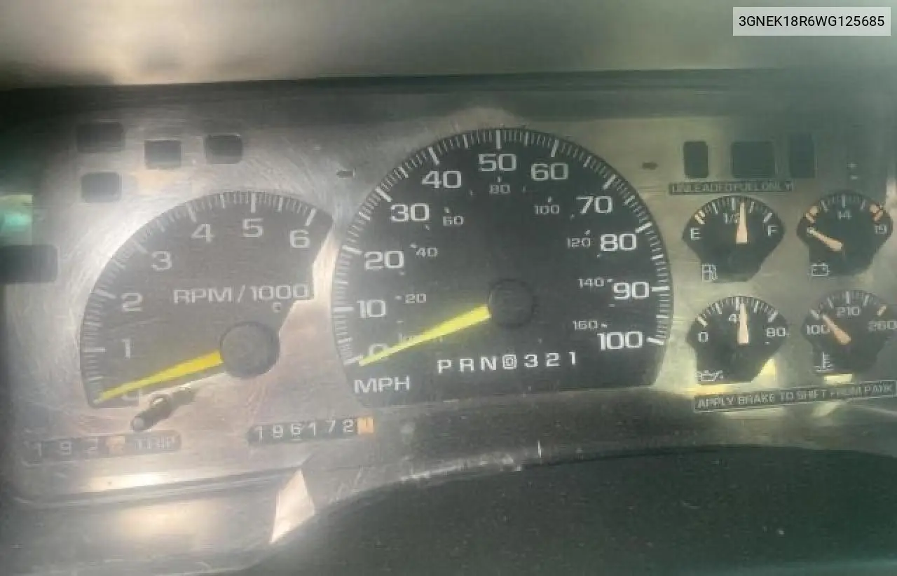 1998 Chevrolet Tahoe K1500 VIN: 3GNEK18R6WG125685 Lot: 61106805