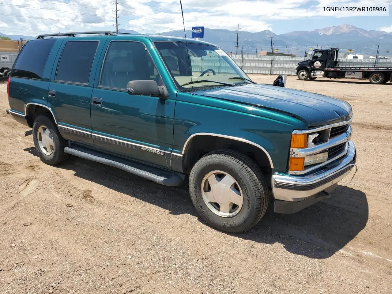 1998 Chevrolet Tahoe K1500 VIN: 1GNEK13R2WR108986 Lot: 62608875