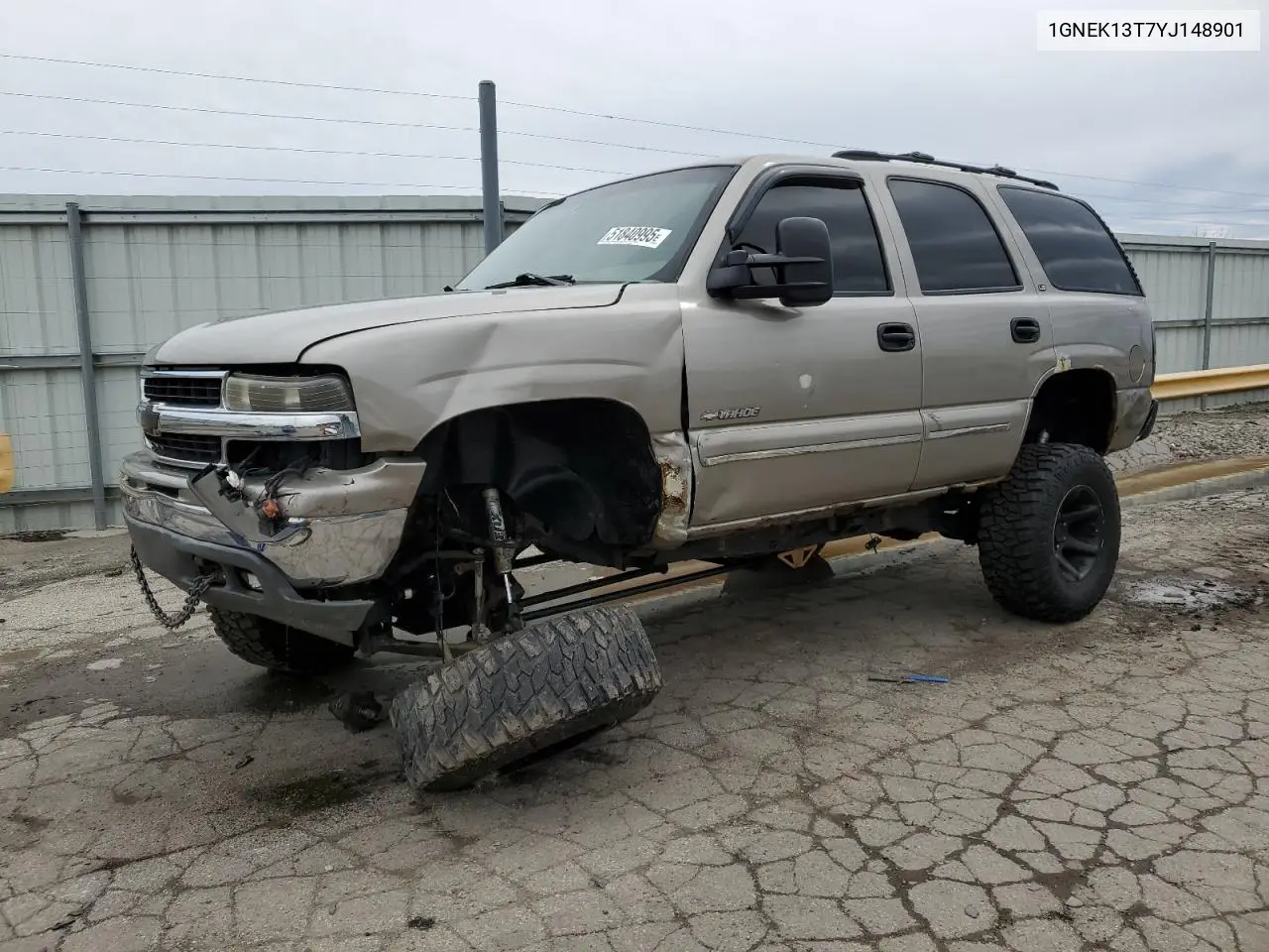 2000 Chevrolet Tahoe K1500 VIN: 1GNEK13T7YJ148901 Lot: 51840995