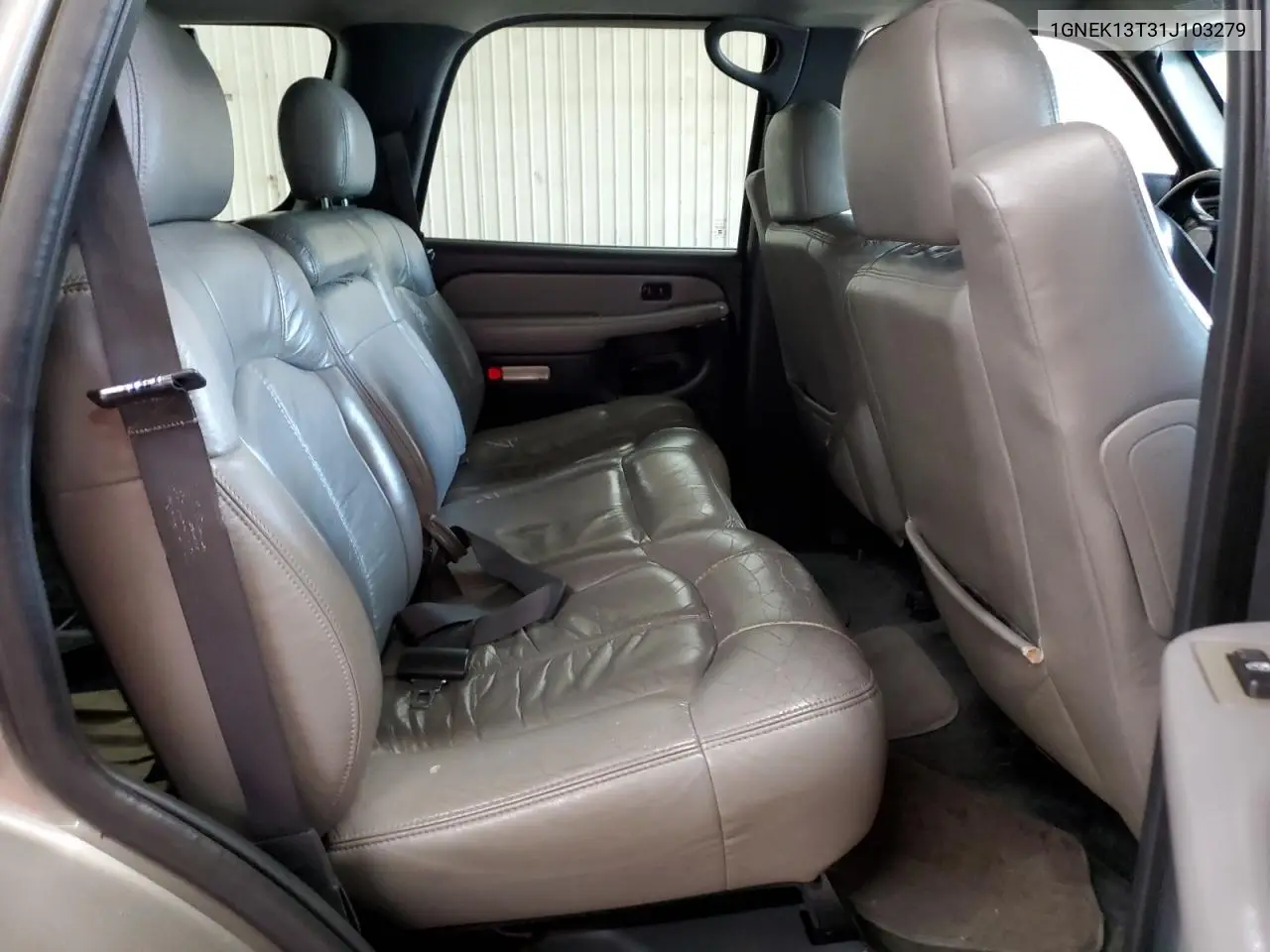 2001 Chevrolet Tahoe K1500 VIN: 1GNEK13T31J103279 Lot: 60109435