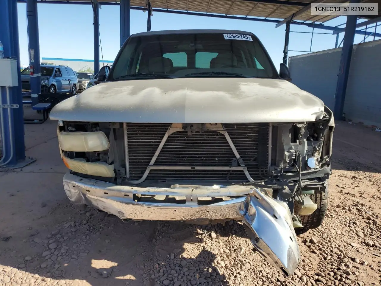 2001 Chevrolet Tahoe C1500 VIN: 1GNEC13T51R219162 Lot: 62908245