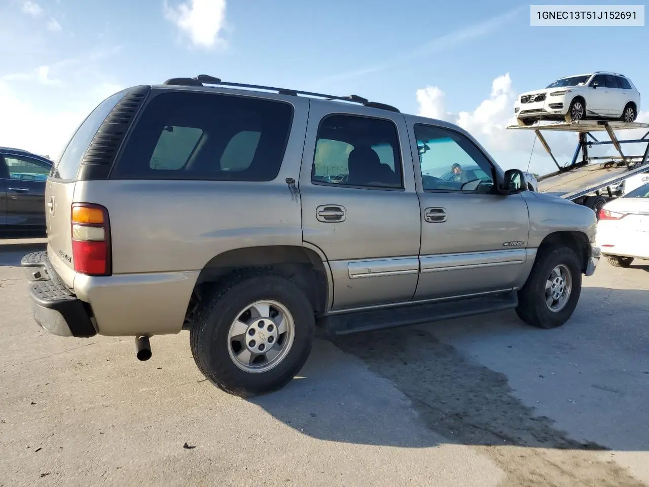 2001 Chevrolet Tahoe C1500 VIN: 1GNEC13T51J152691 Lot: 65447715