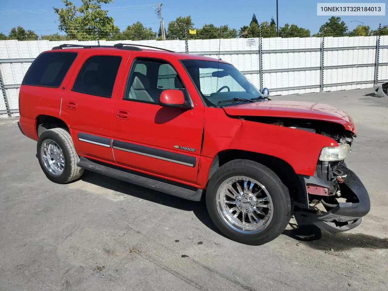 2002 Chevrolet Tahoe K1500 VIN: 1GNEK13T32R184013 Lot: 62528305