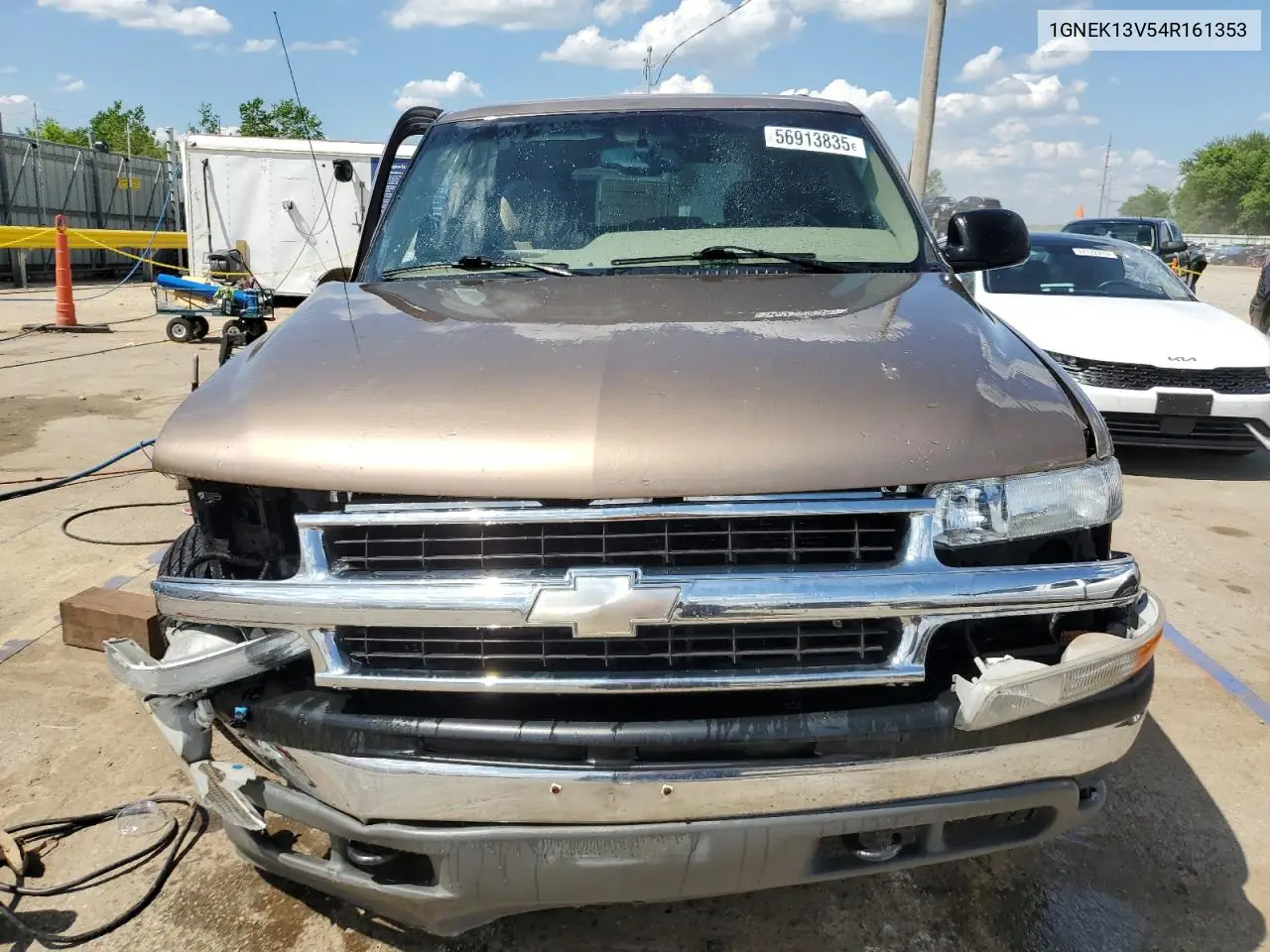 2004 Chevrolet Tahoe K1500 VIN: 1GNEK13V54R161353 Lot: 56913835