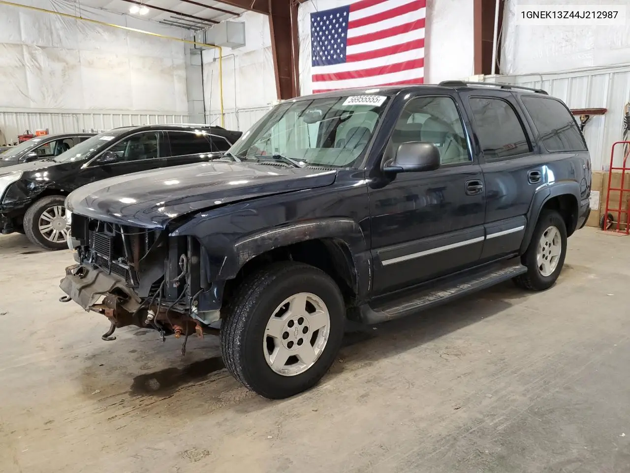 2004 Chevrolet Tahoe K1500 VIN: 1GNEK13Z44J212987 Lot: 56955555