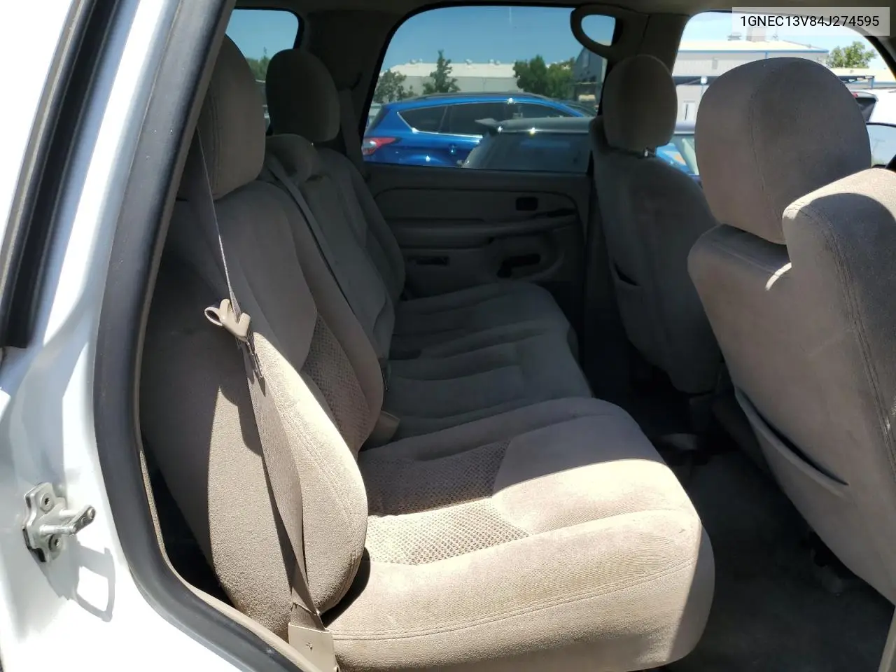 2004 Chevrolet Tahoe C1500 VIN: 1GNEC13V84J274595 Lot: 62793855
