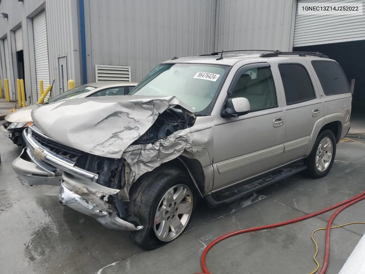 2004 Chevrolet Tahoe C1500 VIN: 1GNEC13Z14J252022 Lot: 86476424