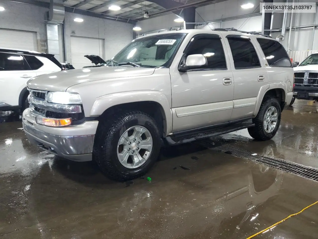 2005 Chevrolet Tahoe K1500 VIN: 1GNEK13T35J103787 Lot: 55668055