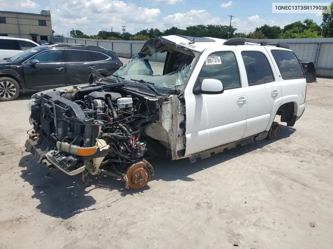 2005 Chevrolet Tahoe C1500 VIN: 1GNEC13T35R179038 Lot: 56677315