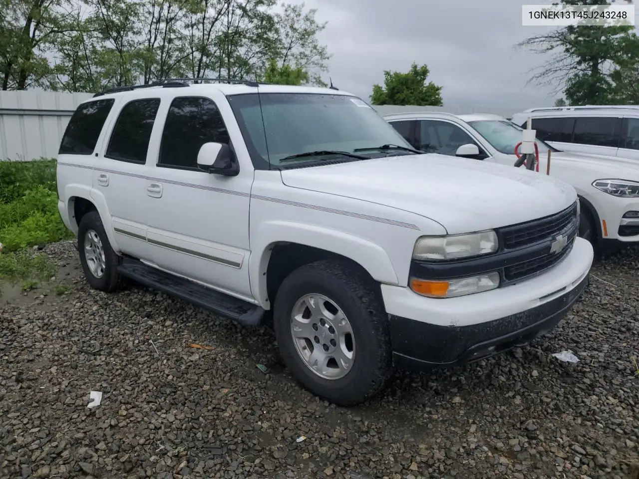 2005 Chevrolet Tahoe K1500 VIN: 1GNEK13T45J243248 Lot: 56886745