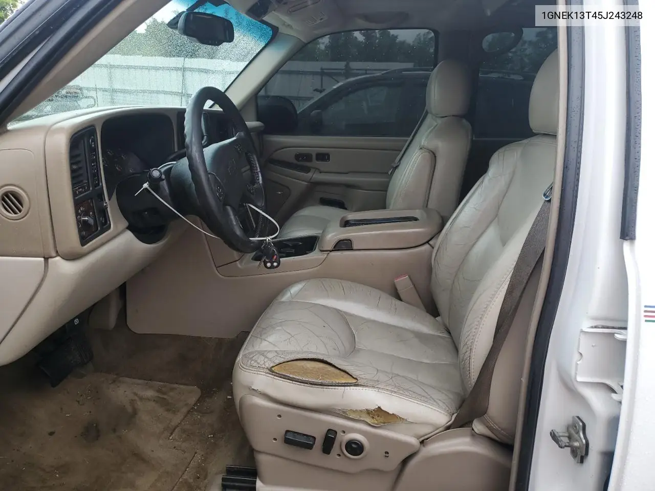 2005 Chevrolet Tahoe K1500 VIN: 1GNEK13T45J243248 Lot: 56886745