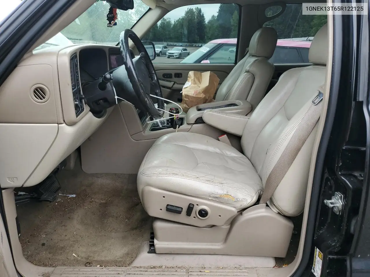 2005 Chevrolet Tahoe K1500 VIN: 1GNEK13T65R122125 Lot: 56959445