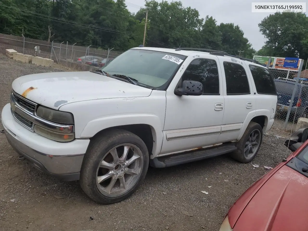 2005 Chevrolet Tahoe K1500 VIN: 1GNEK13T65J199592 Lot: 62667705