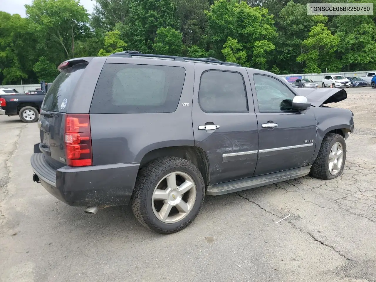 2011 Chevrolet Tahoe C1500 Ltz VIN: 1GNSCCE06BR250780 Lot: 55073665