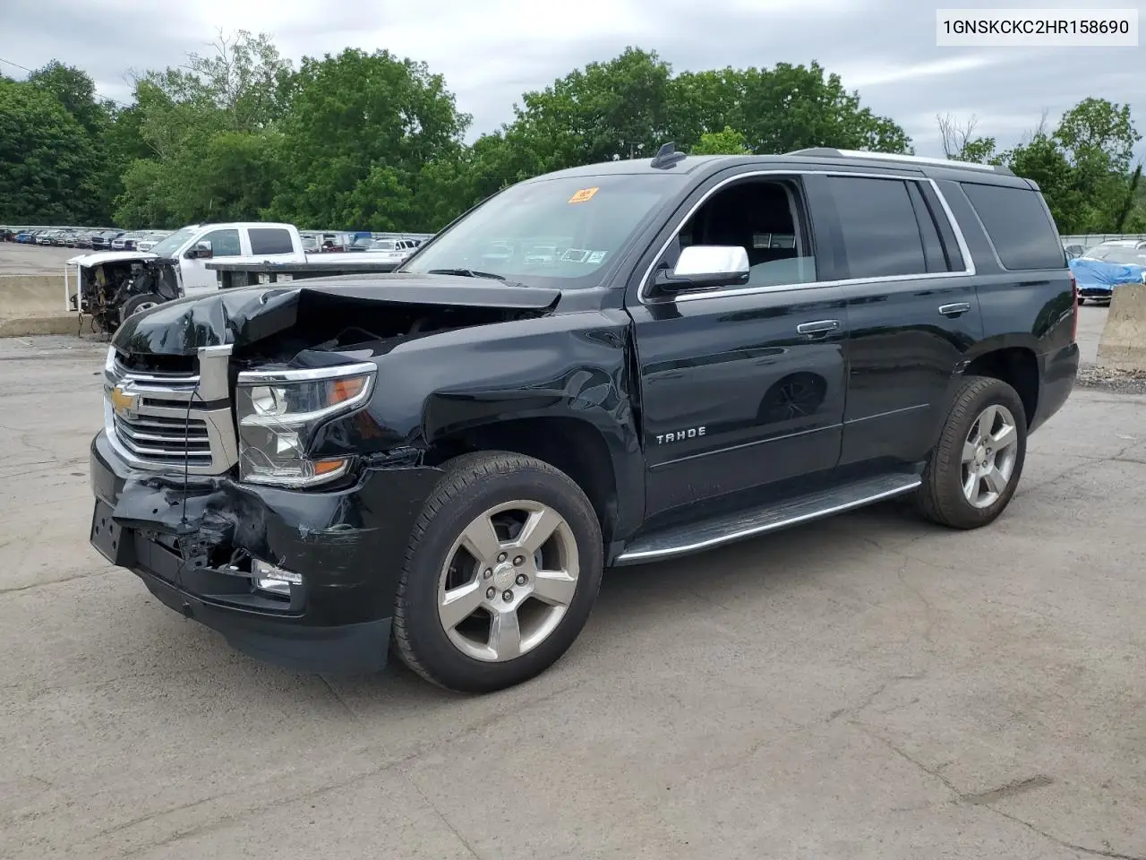 2017 Chevrolet Tahoe K1500 Premier VIN: 1GNSKCKC2HR158690 Lot: 61818515