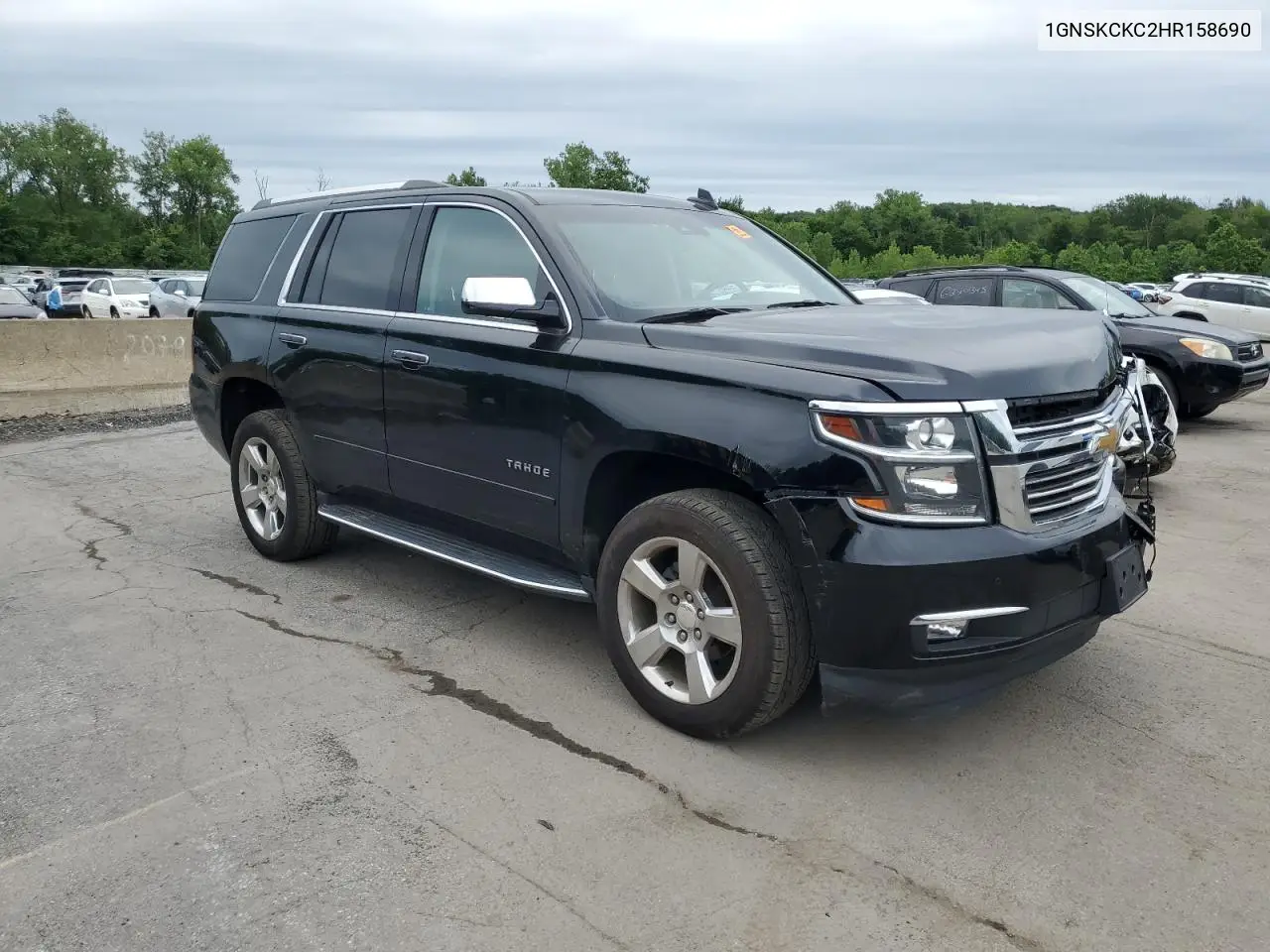2017 Chevrolet Tahoe K1500 Premier VIN: 1GNSKCKC2HR158690 Lot: 61818515