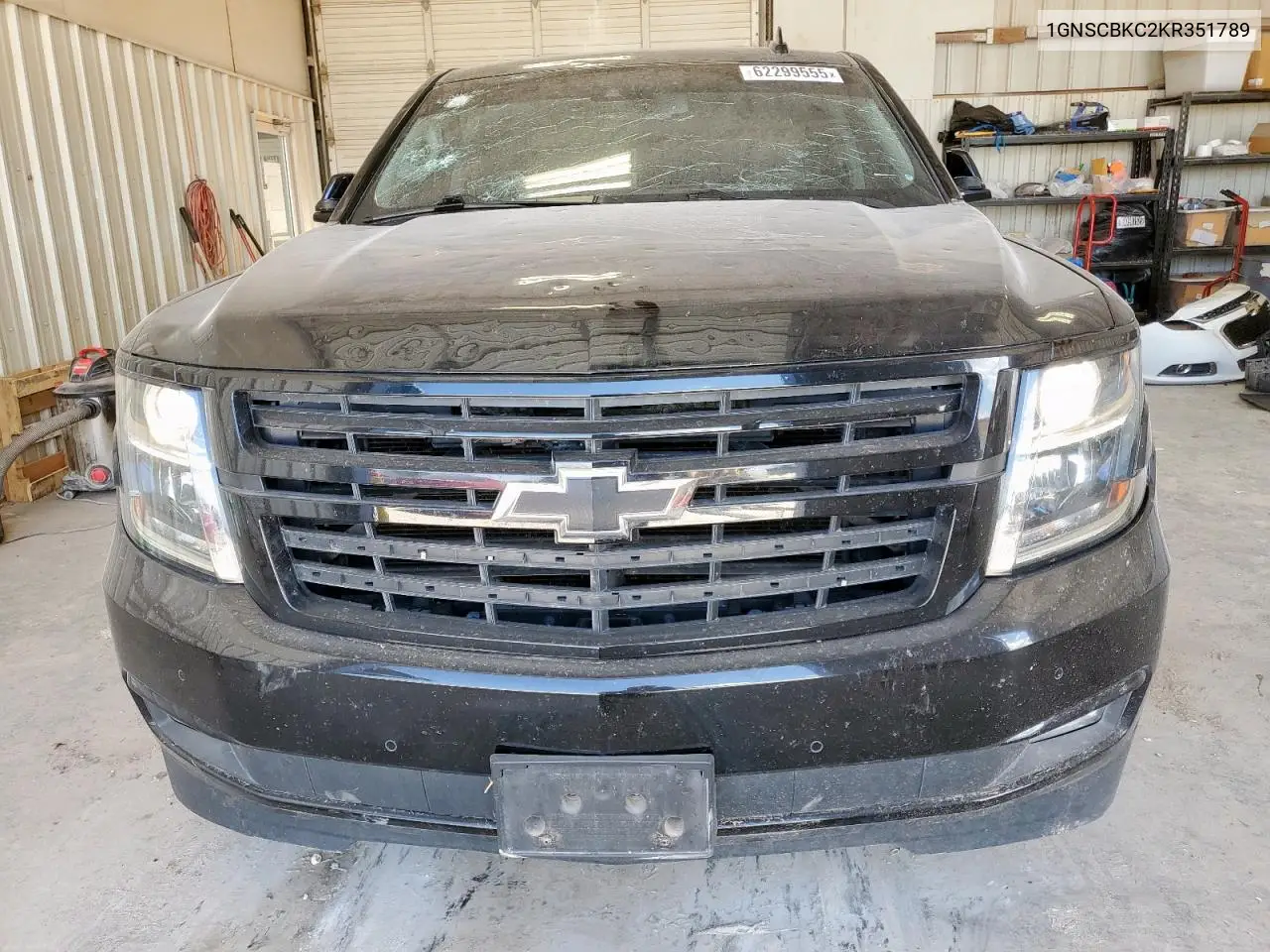 2019 Chevrolet Tahoe C1500 Lt VIN: 1GNSCBKC2KR351789 Lot: 62299555