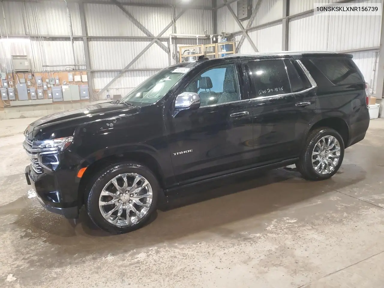 2022 Chevrolet Tahoe K1500 Premier VIN: 1GNSKSKLXNR156739 Lot: 74983954