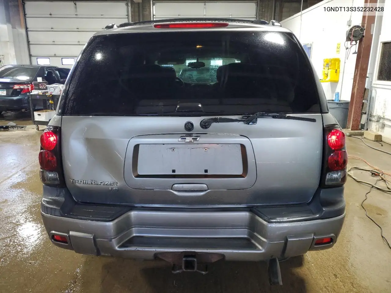 2005 Chevrolet Trailblazer Ls VIN: 1GNDT13S352232428 Lot: 63328825