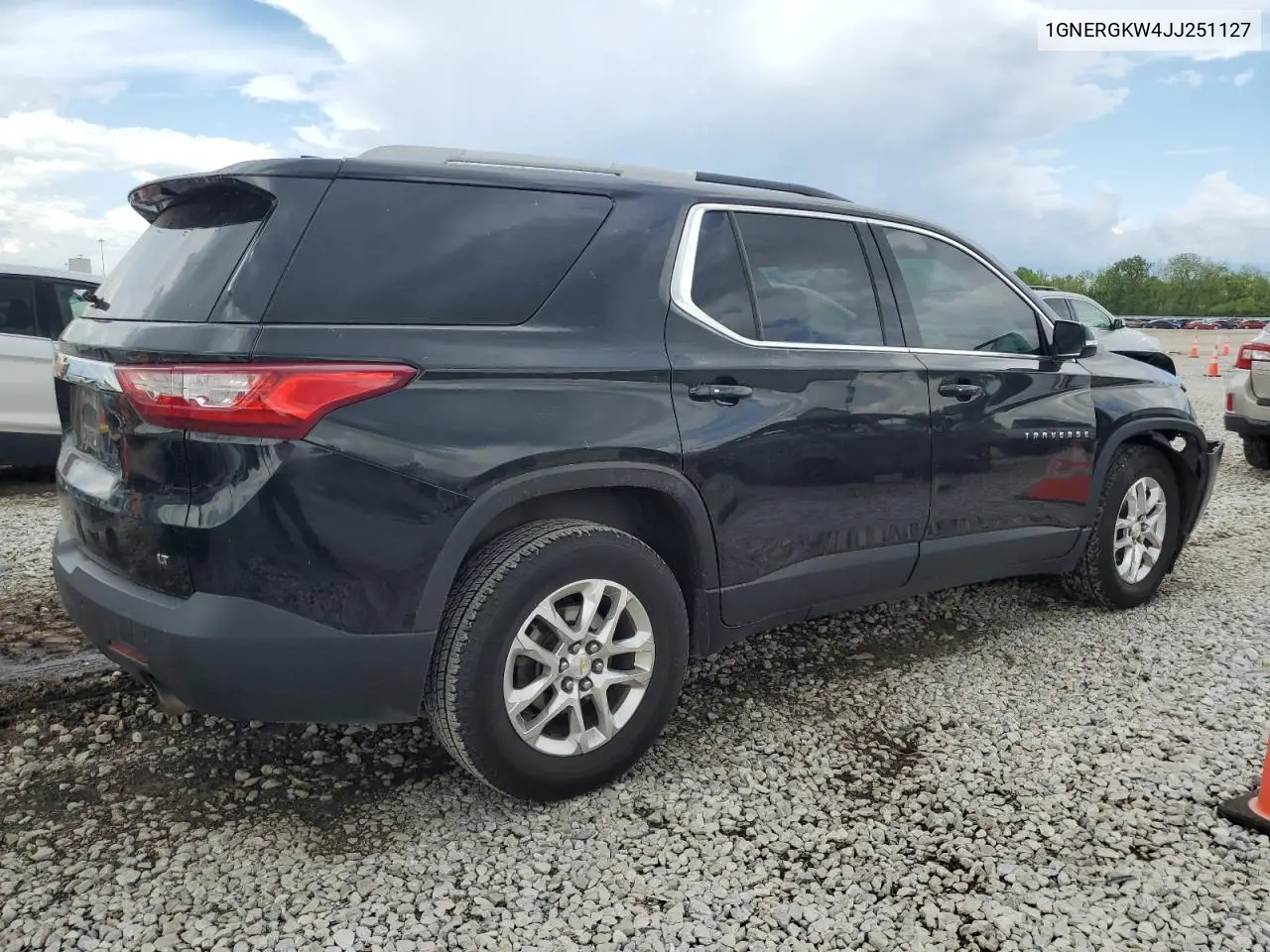 2018 Chevrolet Traverse Lt VIN: 1GNERGKW4JJ251127 Lot: 56990255