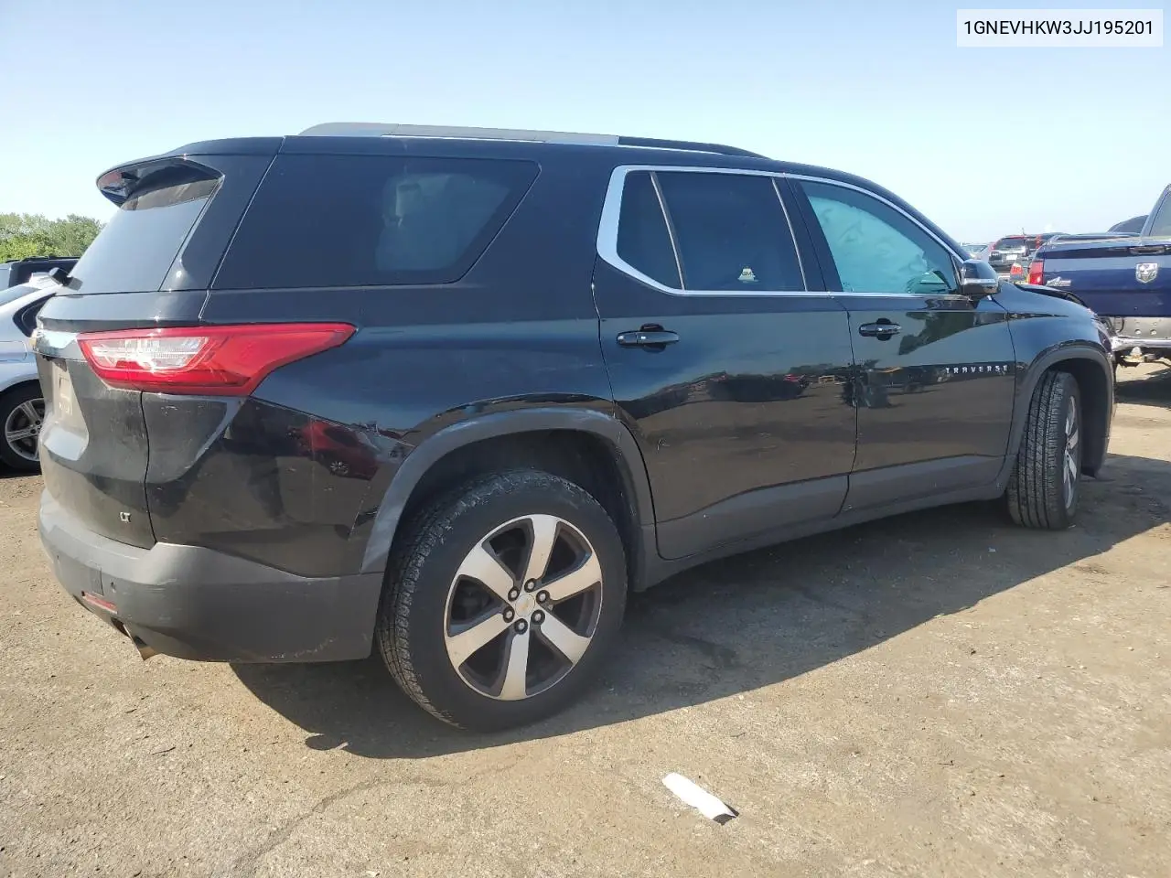 2018 Chevrolet Traverse Lt VIN: 1GNEVHKW3JJ195201 Lot: 61389845