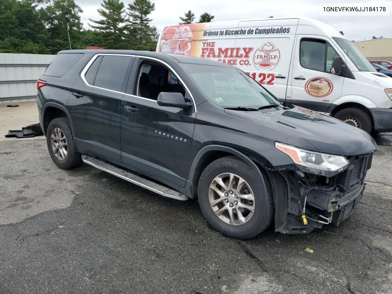 2018 Chevrolet Traverse Ls VIN: 1GNEVFKW6JJ184178 Lot: 62399085