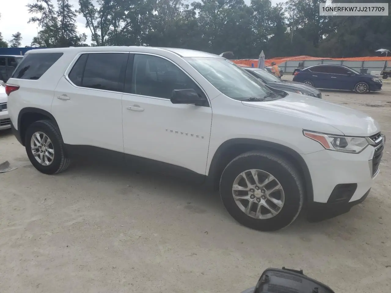 2018 Chevrolet Traverse Ls VIN: 1GNERFKW7JJ217709 Lot: 63332405