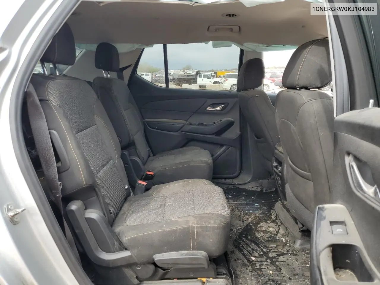 2019 Chevrolet Traverse Lt VIN: 1GNERGKW0KJ104983 Lot: 51042845