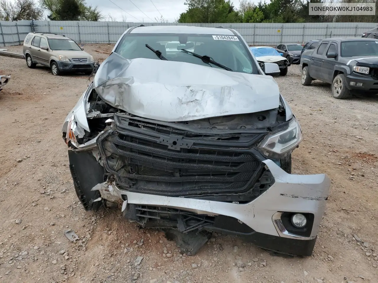 2019 Chevrolet Traverse Lt VIN: 1GNERGKW0KJ104983 Lot: 51042845