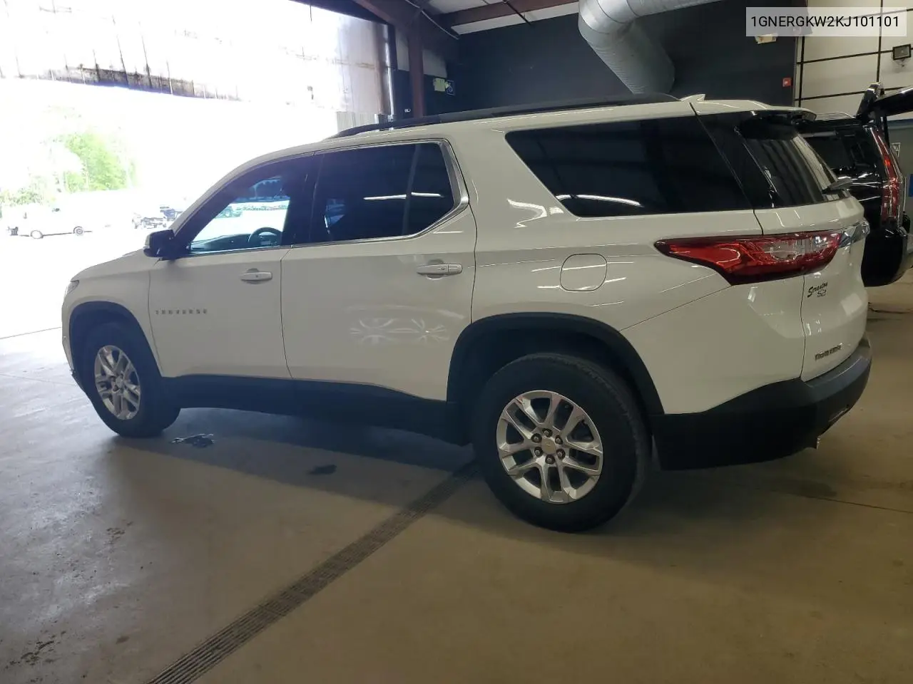 2019 Chevrolet Traverse Lt VIN: 1GNERGKW2KJ101101 Lot: 57296775
