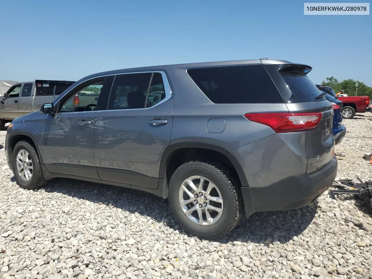 2019 Chevrolet Traverse Ls VIN: 1GNERFKW6KJ280978 Lot: 61386165