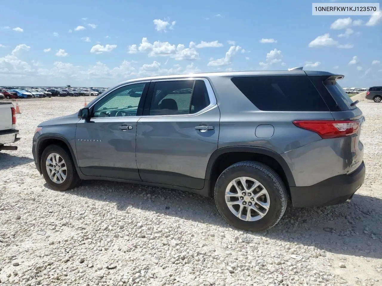 2019 Chevrolet Traverse Ls VIN: 1GNERFKW1KJ123570 Lot: 63092235