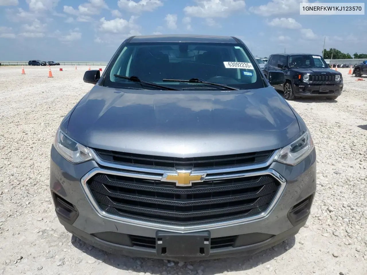 2019 Chevrolet Traverse Ls VIN: 1GNERFKW1KJ123570 Lot: 63092235