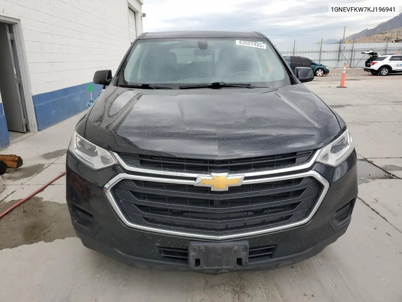 2019 Chevrolet Traverse Ls VIN: 1GNEVFKW7KJ196941 Lot: 63527425