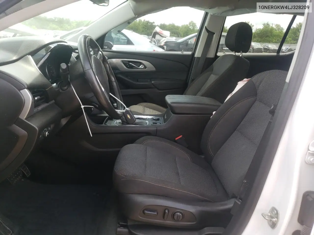 1gnergkw4lj328209 1GNERGKW4LJ328209 2020 Chevrolet Traverse Lt