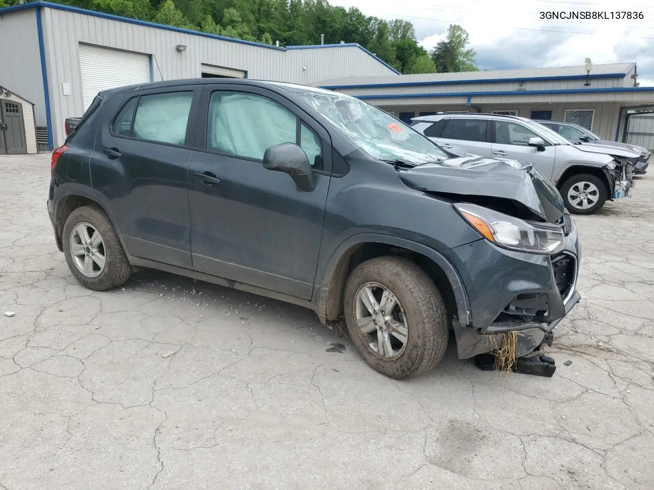 2019 Chevrolet Trax Ls VIN: 3GNCJNSB8KL137836 Lot: 56178695