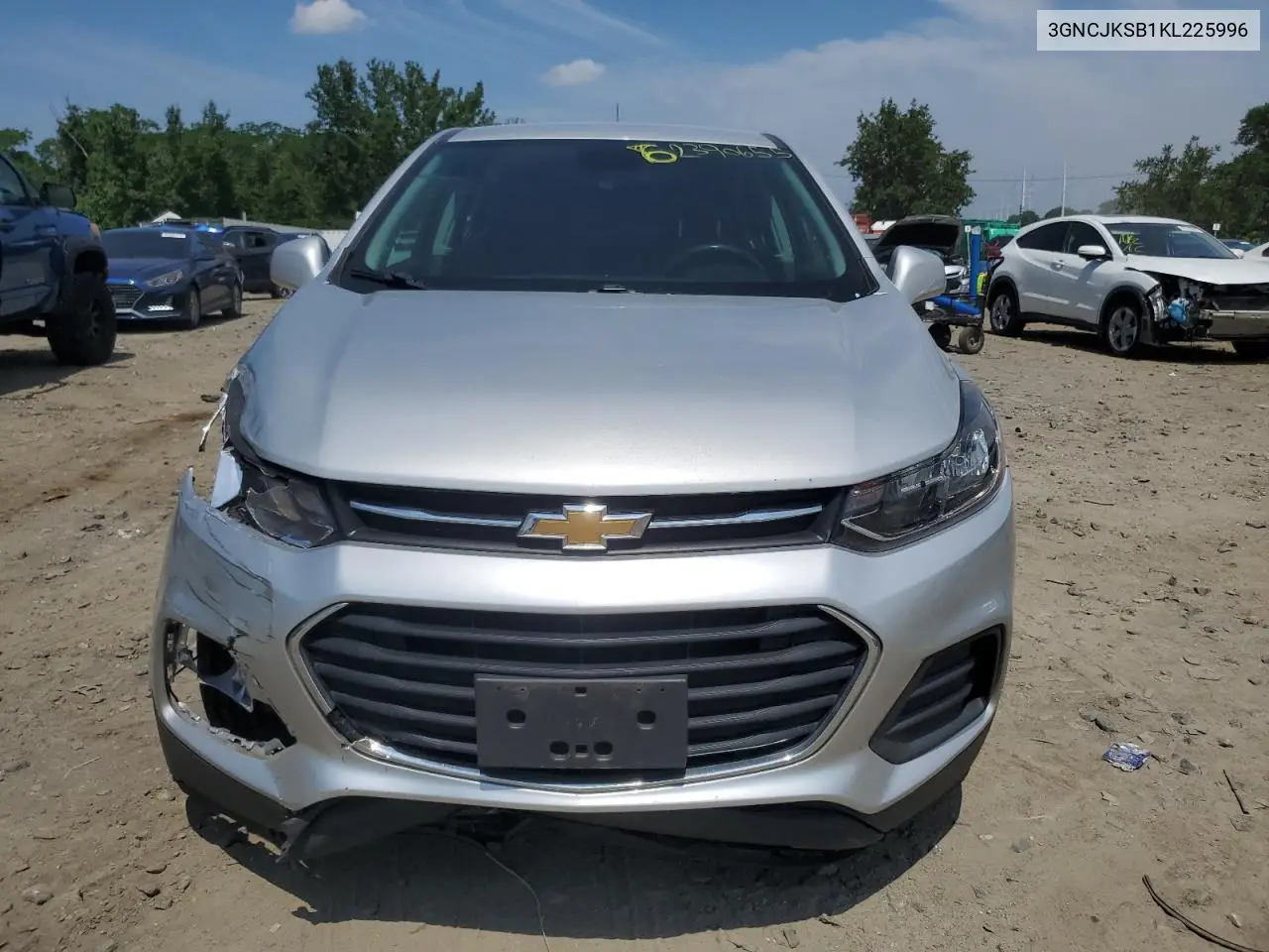 2019 Chevrolet Trax Ls VIN: 3GNCJKSB1KL225996 Lot: 62390655